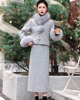 Scarf sleeve duck down down coat fox fur coat a set