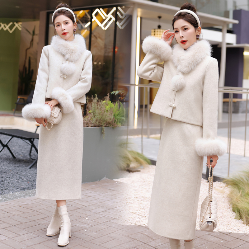 Scarf sleeve duck down down coat fox fur coat a set