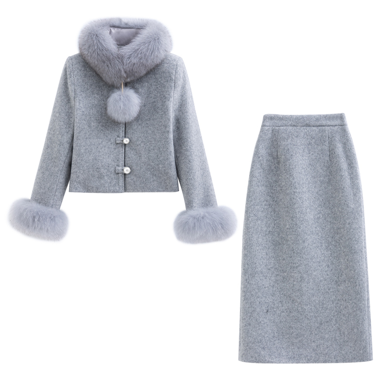 Scarf sleeve duck down down coat fox fur coat a set