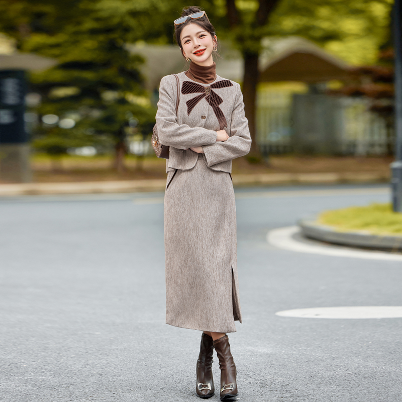 Beading chanelstyle coat embroidery skirt a set