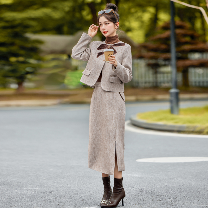 Beading chanelstyle coat embroidery skirt a set