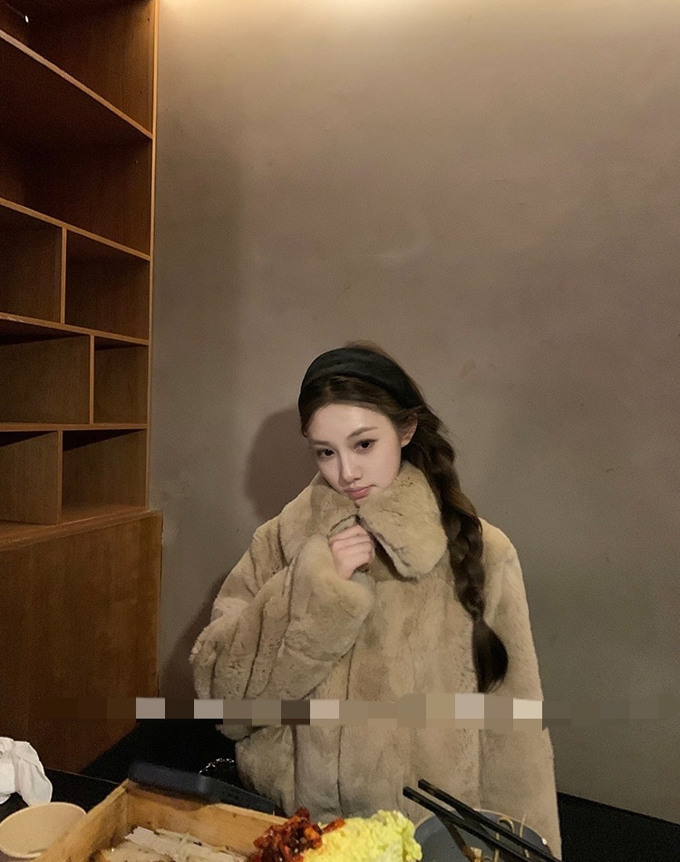 Fashion velvet jacket fur coat winter tops for women