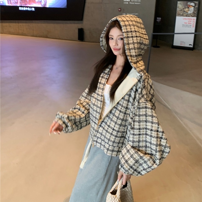 Long sleeve woolen chanelstyle autumn hooded bat sleeve coat