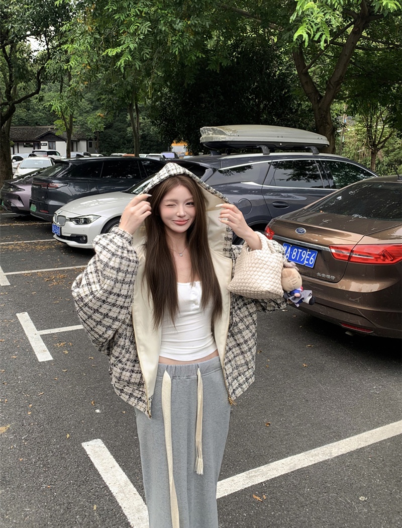 Long sleeve woolen chanelstyle autumn hooded bat sleeve coat