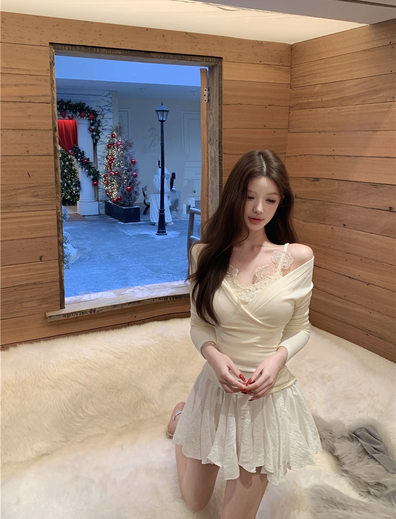 V-neck flowers T-shirt lace sling tops a set for women