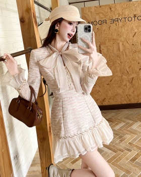 Pinched waist A-line chanelstyle slim dress