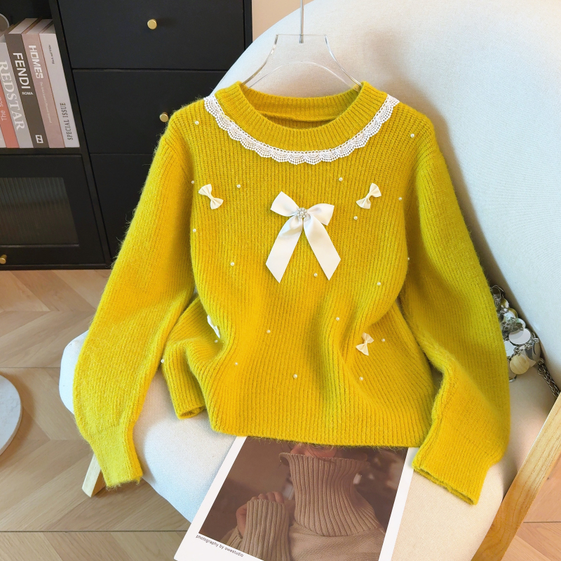 Autumn and winter sweater show young tops for women