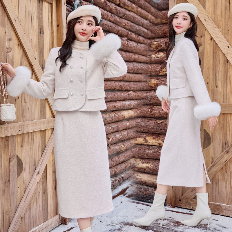 Coarse flower chanelstyle sequins coat a set