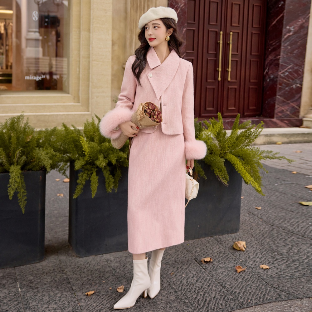 Lapel temperament long skirt thick duck down coat a set