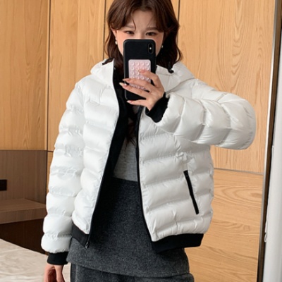 Seamless down coat hooded down coat