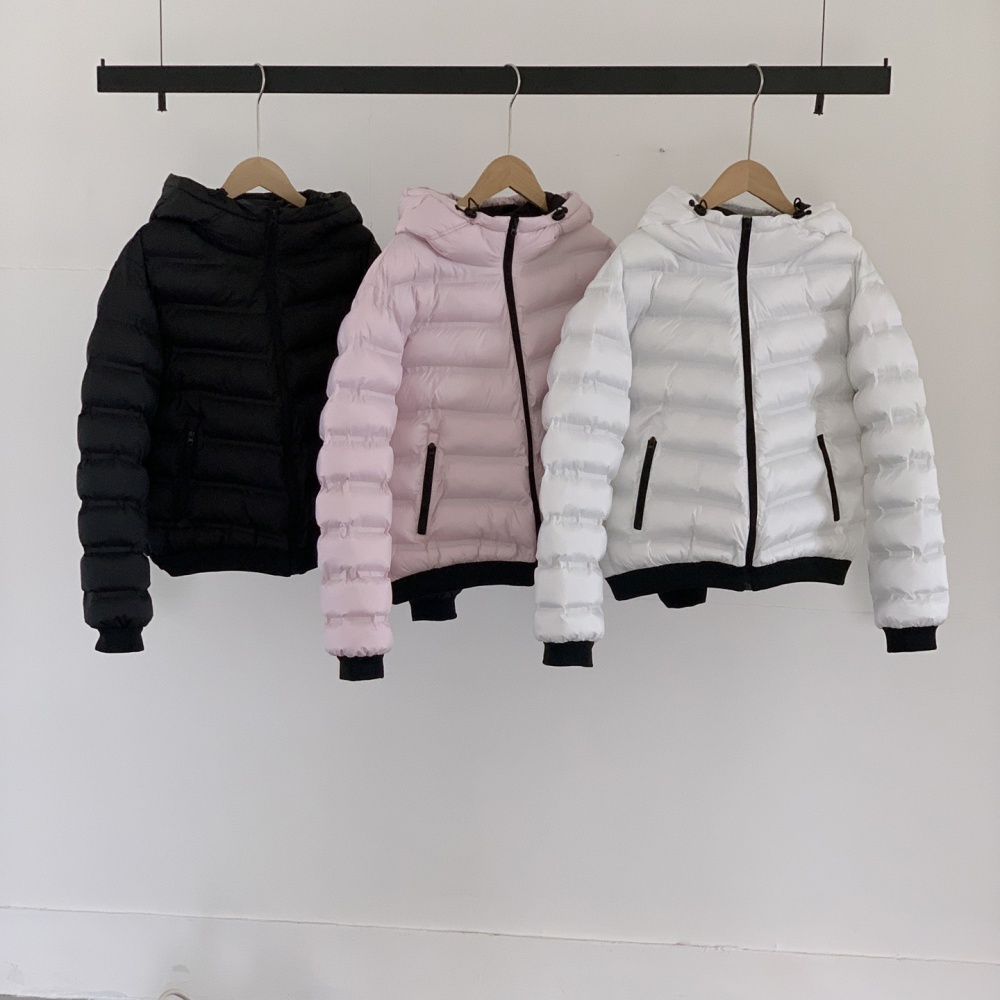 Seamless down coat hooded down coat