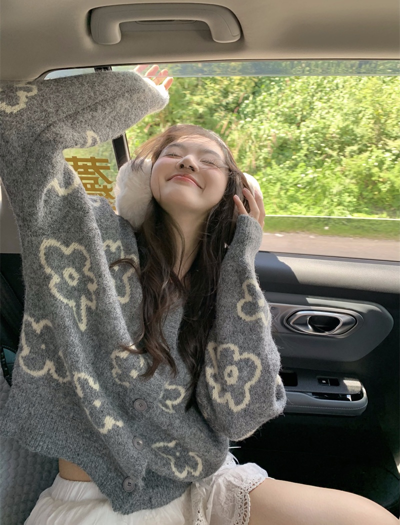 Jacquard loose cardigan lazy short sweater