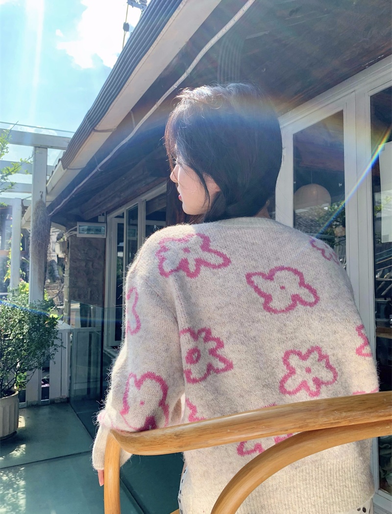 Jacquard loose cardigan lazy short sweater