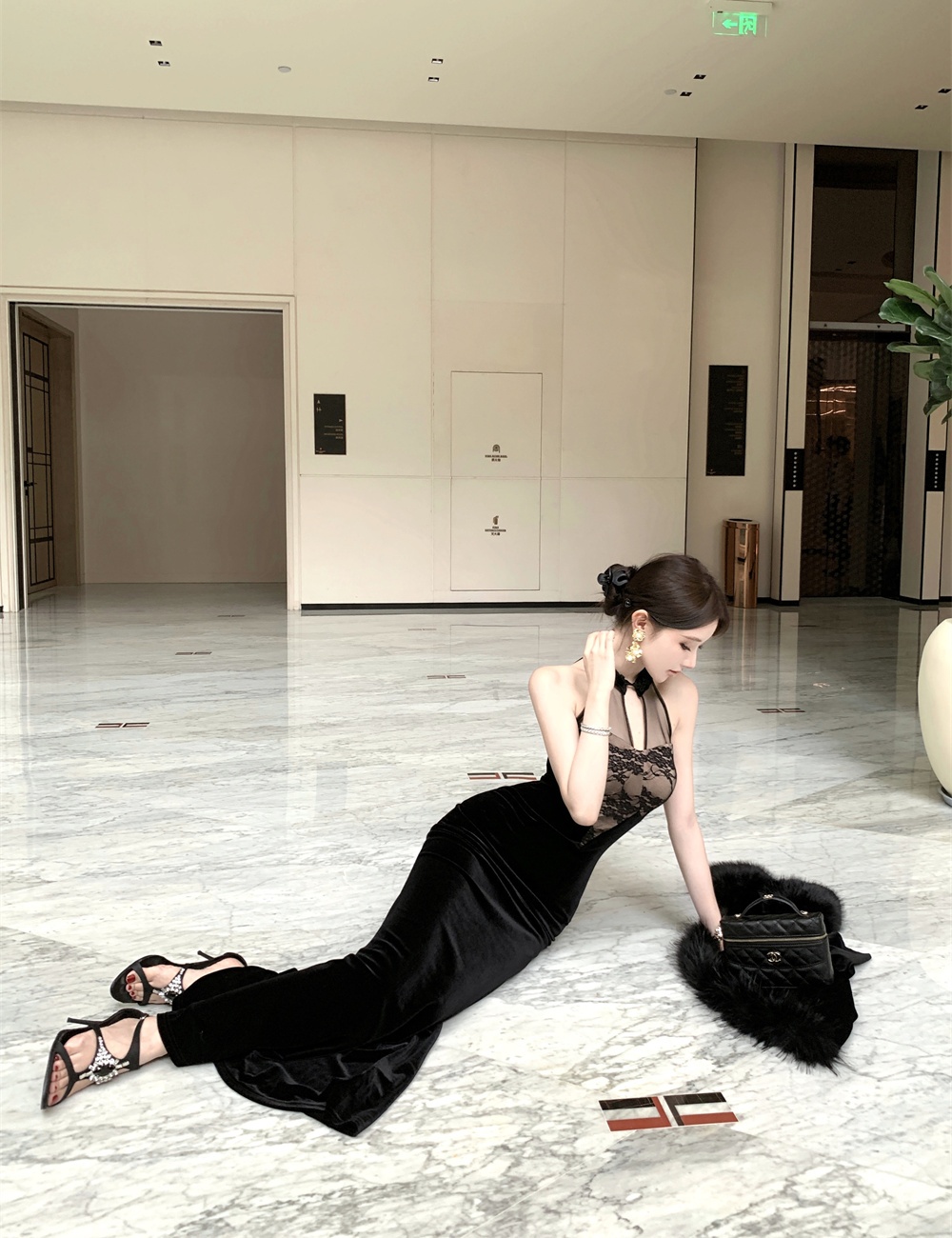 Splice slim gauze coat autumn and winter velvet dress a set