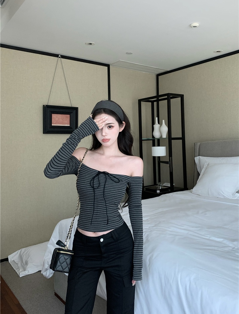 Flat shoulder stripe tops bandage bottoming shirt for women