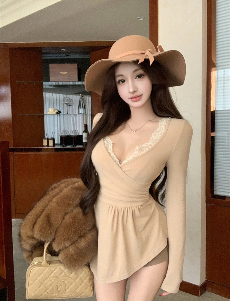 Lace V-neck splice long sleeve slim bottoming shirt