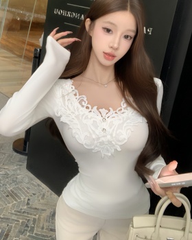 Inside the ride enticement V-neck knitted lace tops