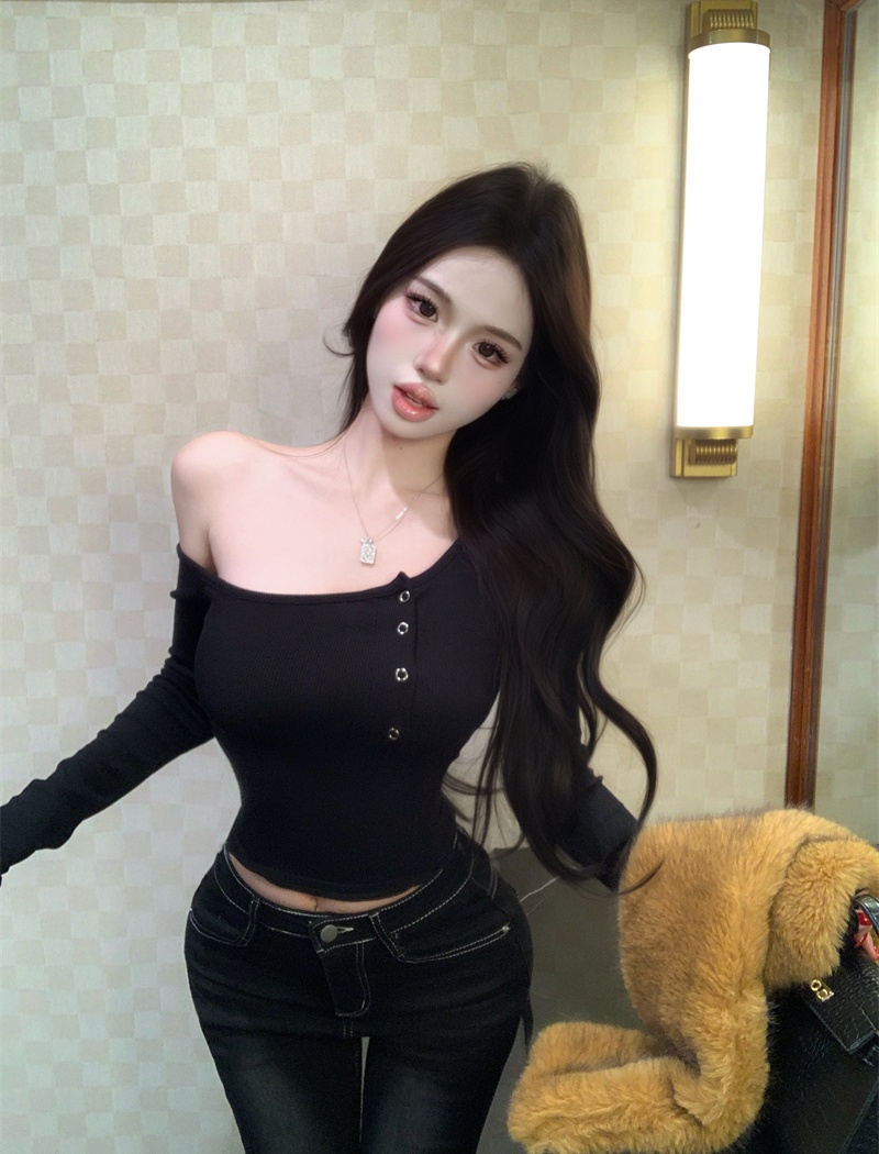 Long sleeve sexy bottoming sloping shoulder T-shirt
