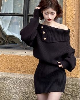 Autumn and winter A-line bottoming dress for women