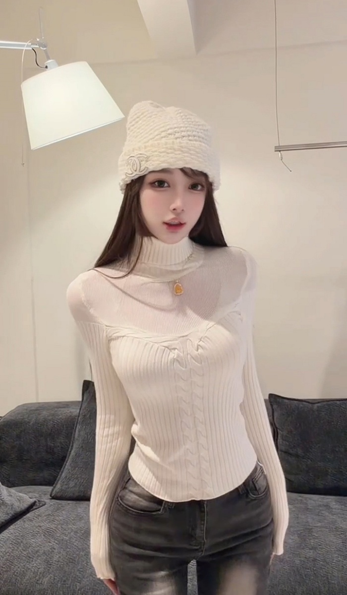 Pinched waist bottoming slim hollow inside the ride sweater