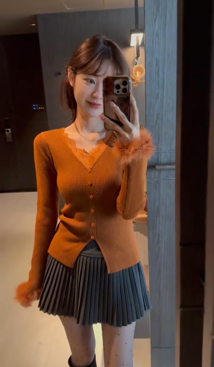 Pullover temperament sweater elmo bottoming shirt for women