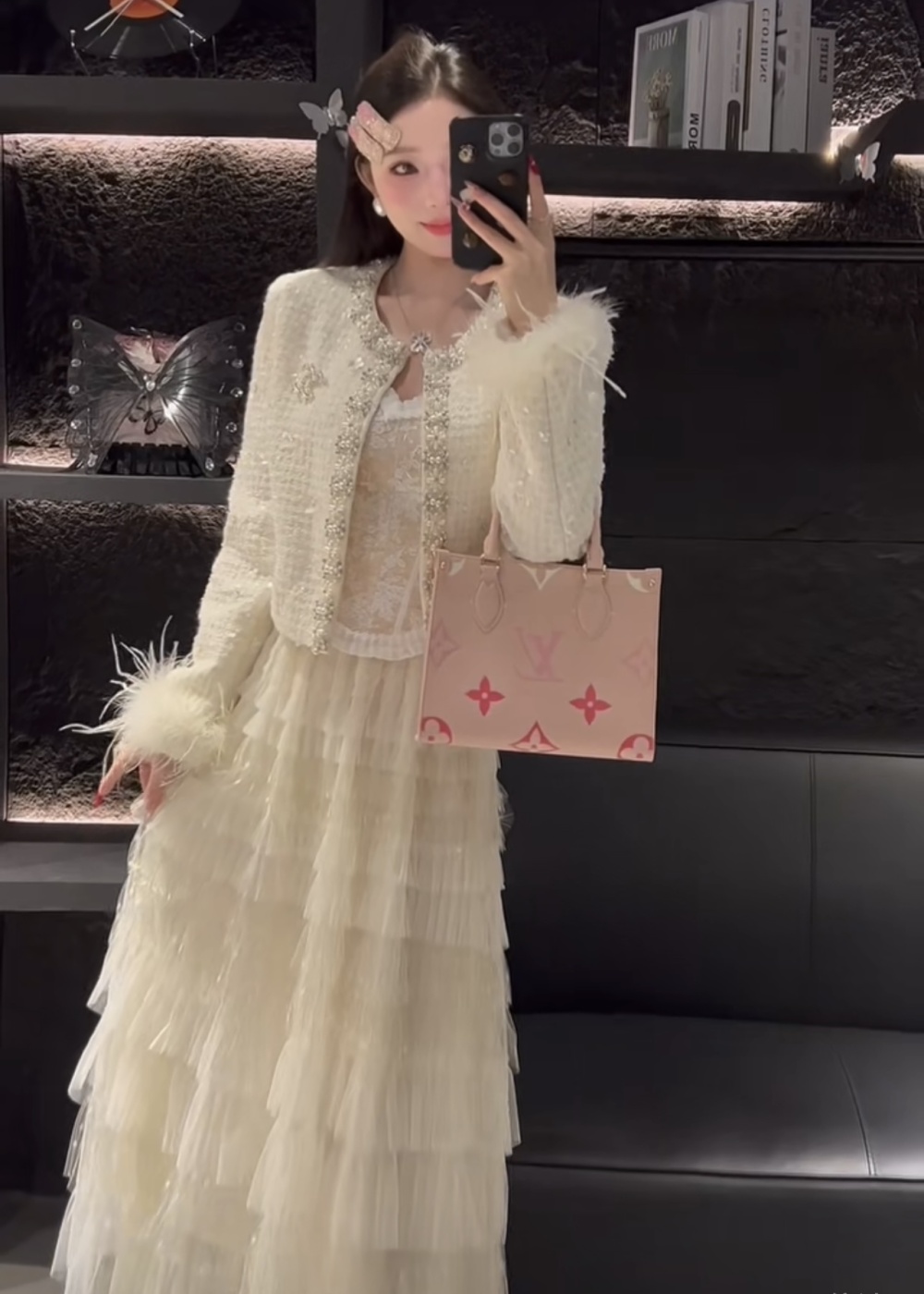 Elmo woolen coat round neck tops for women