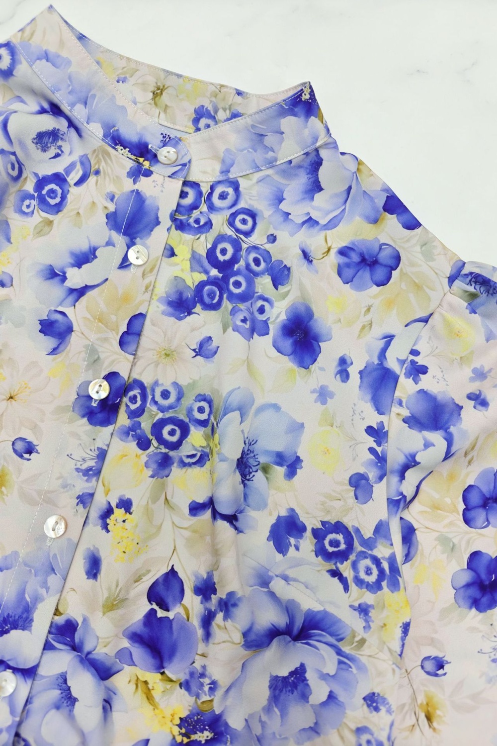 Buckle European style A-line long sleeve dress for women