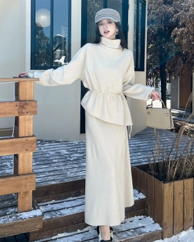 Knitted autumn and winter tops high collar skirt a set