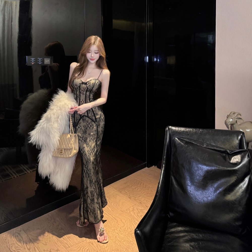 Halter splice temperament long sexy lace gauze dress