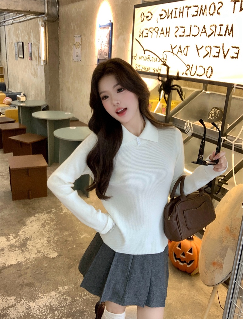 Buckle temperament bottoming shirt gray sweater