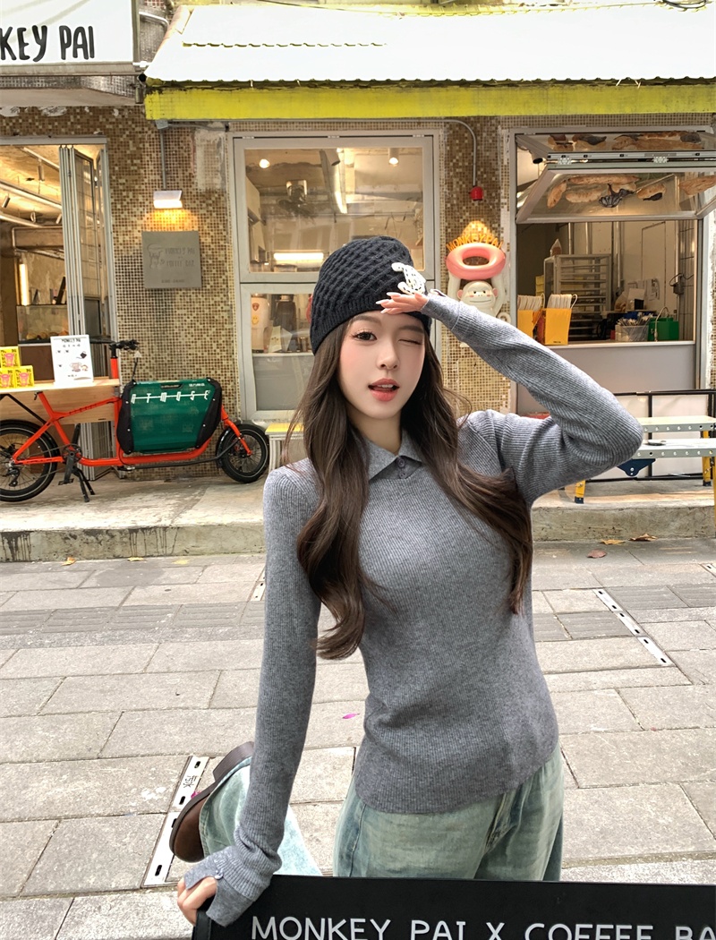 Buckle temperament bottoming shirt gray sweater