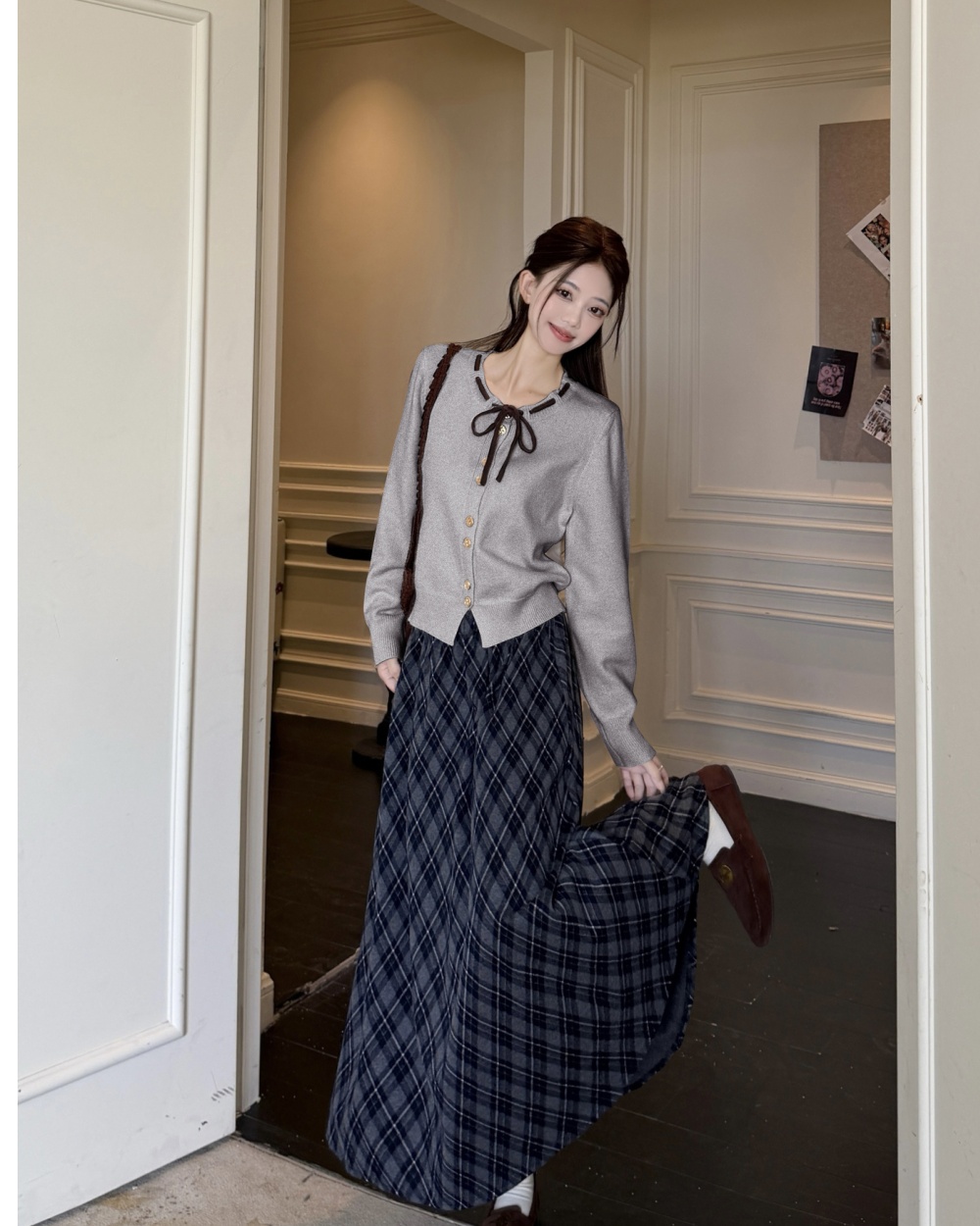 Large yard plaid skirt Korean style sweater 2pcs set