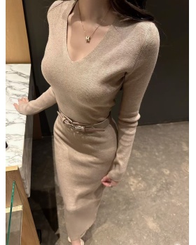 Knitted long dress V-neck dress for women