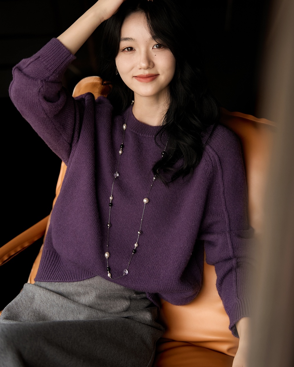 Bottoming minimalist round neck sweater for women