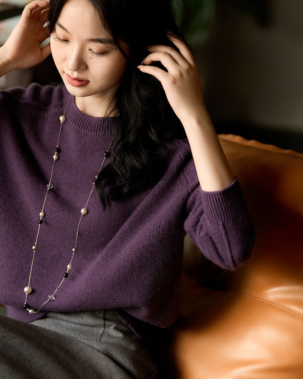 Bottoming minimalist round neck sweater for women