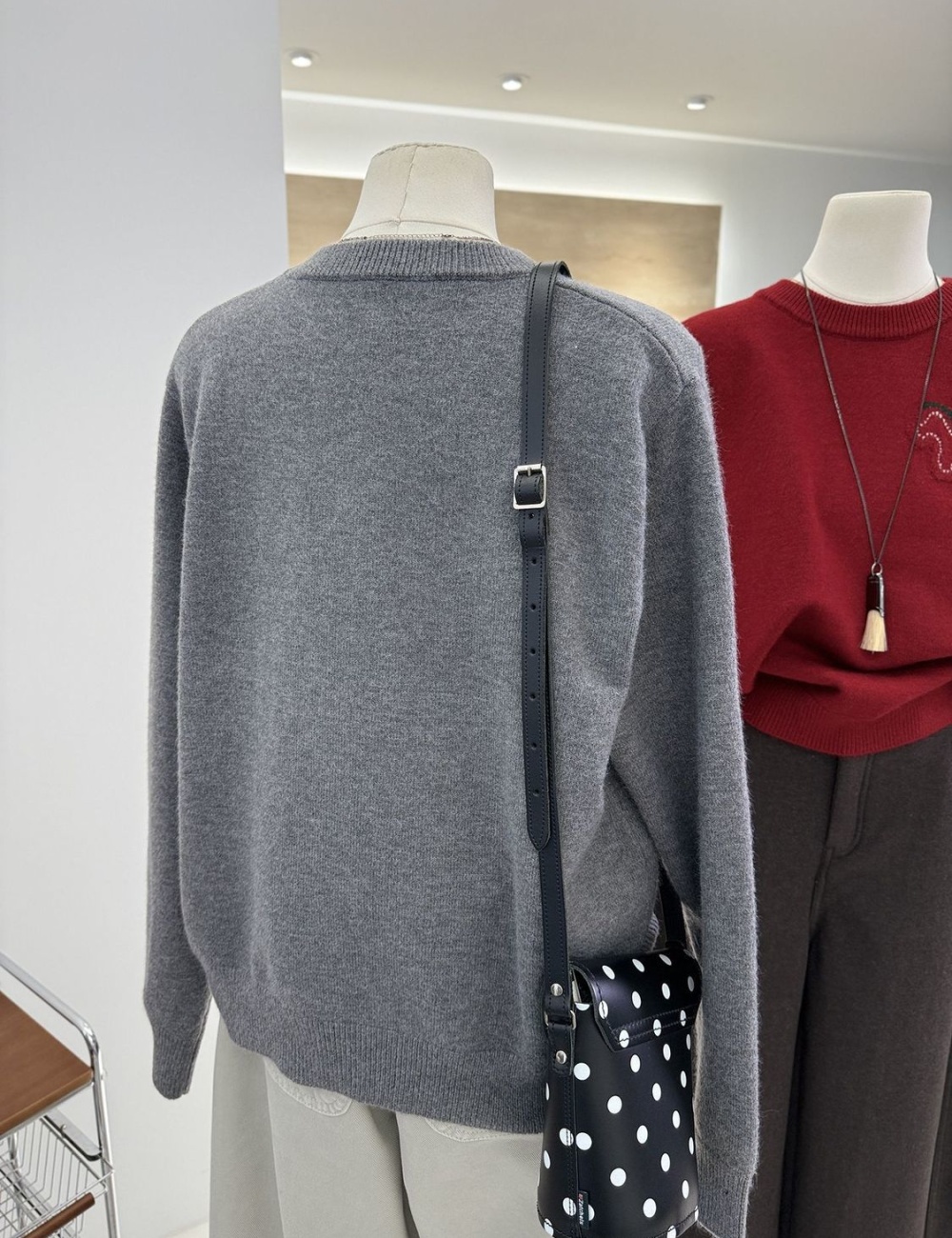 Bottoming jacquard sweater cartoon tops