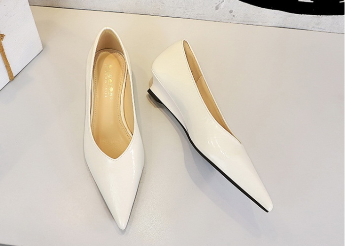 Pointed slipsole shoes European style lazy shoes