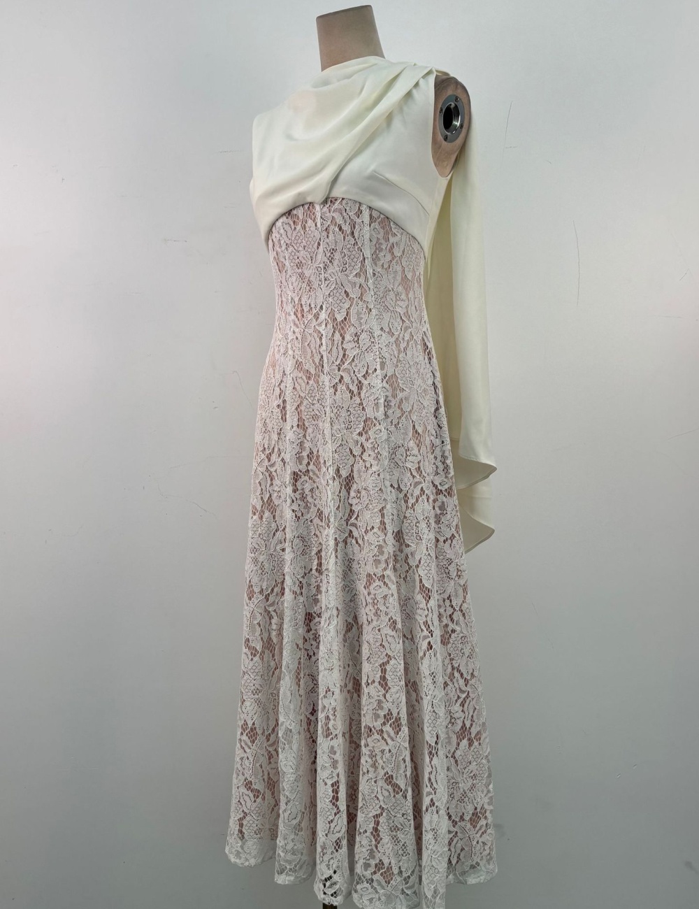 Lace temperament long dress sleeveless niche dress