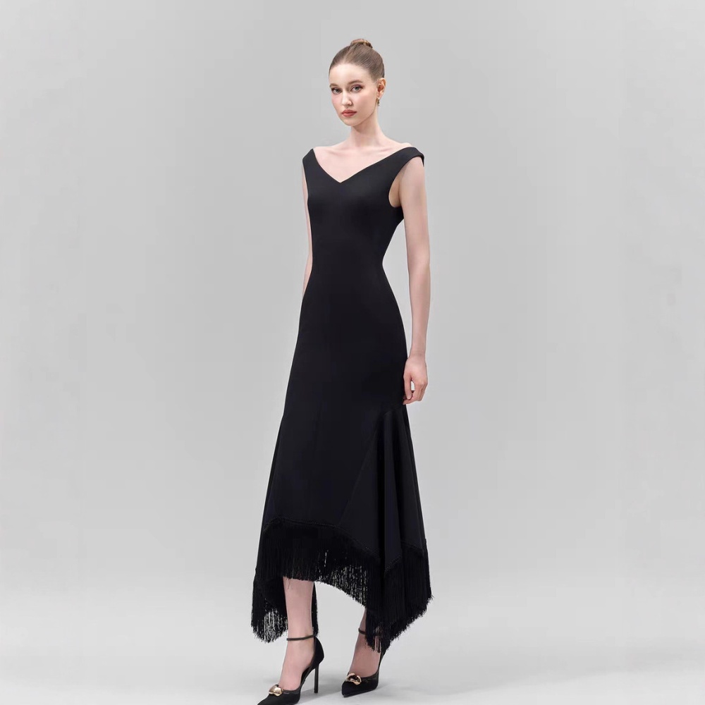 Niche V-neck tassels temperament pure slim dress