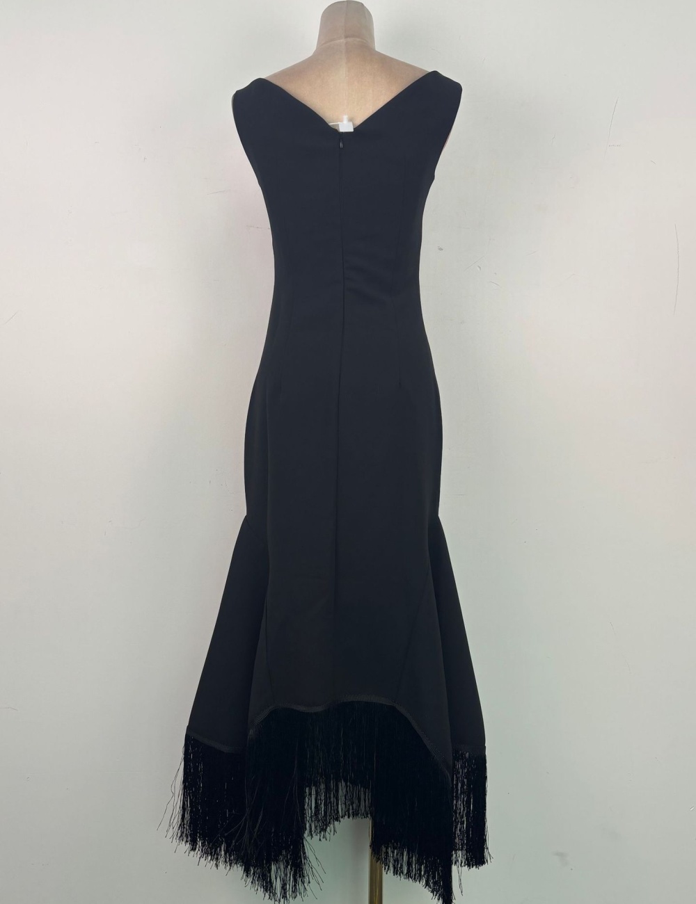 Niche V-neck tassels temperament pure slim dress