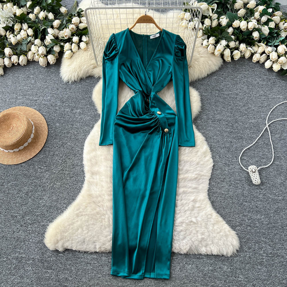 Metal buckles pinched waist light luxury dress for women