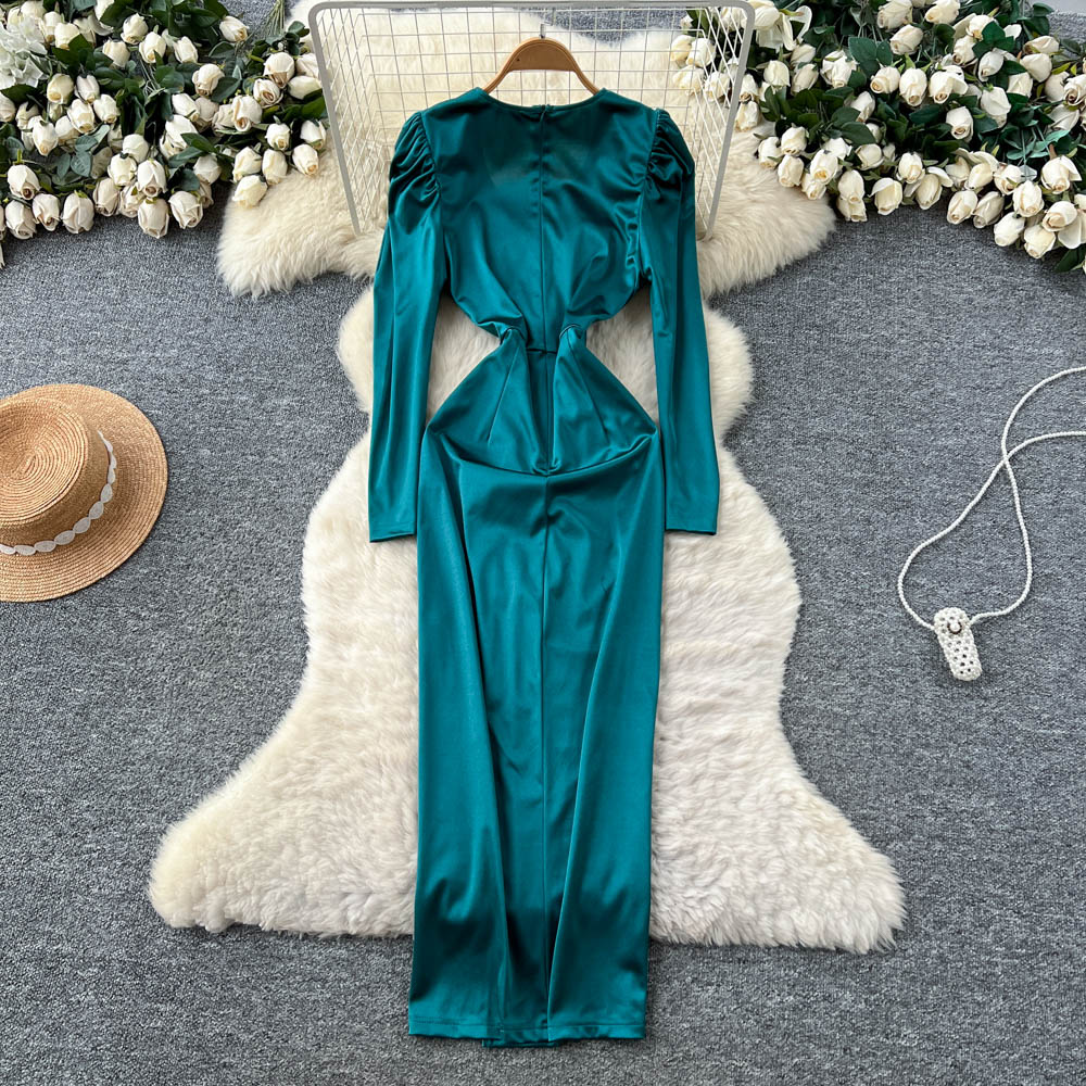 Metal buckles pinched waist light luxury dress for women