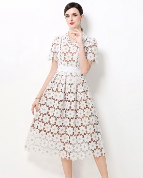 Fashion hollow long gold line slim V-neck lace dress