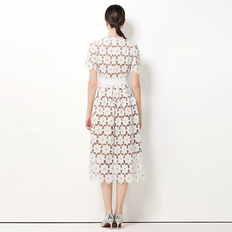 Fashion hollow long gold line slim V-neck lace dress