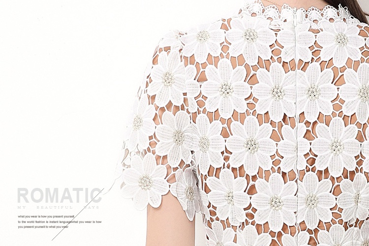 Fashion hollow long gold line slim V-neck lace dress