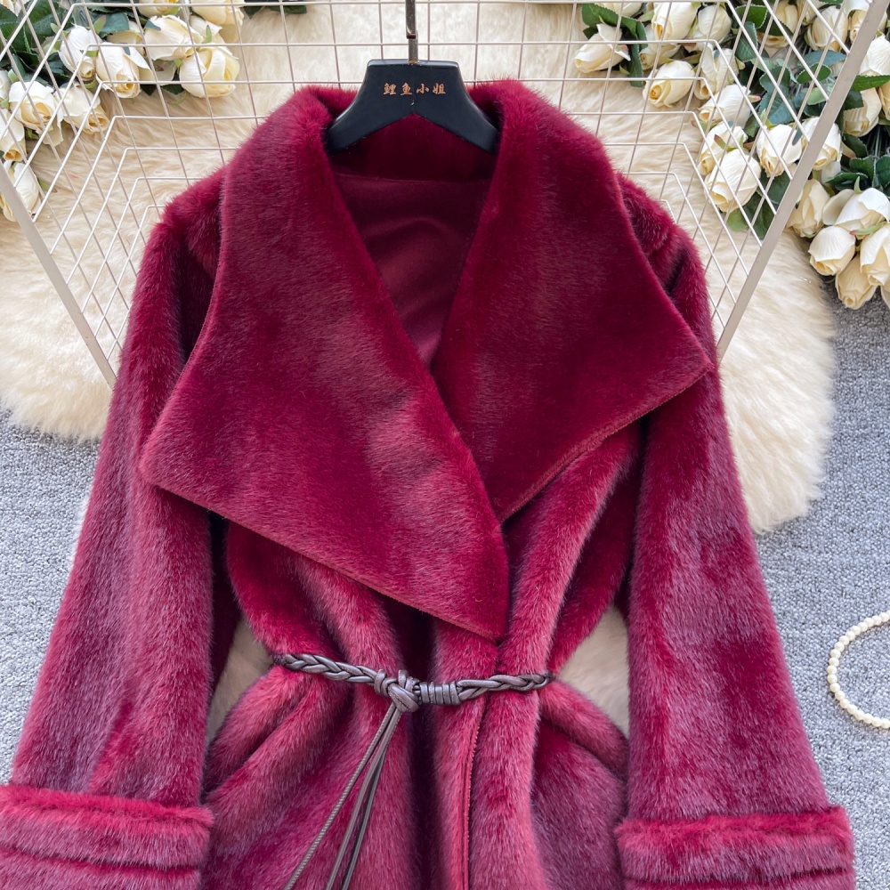 Fashion noble fur coat V-neck winter overcoat for women