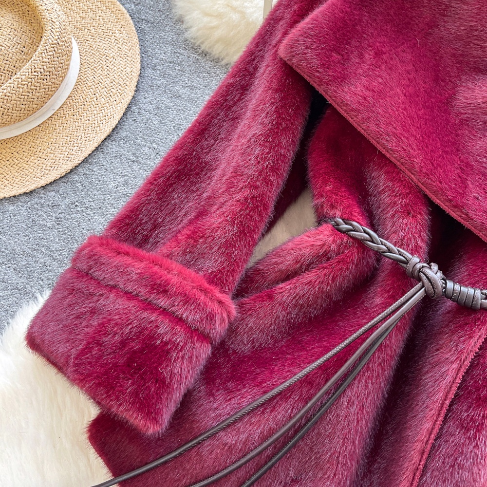 Fashion noble fur coat V-neck winter overcoat for women