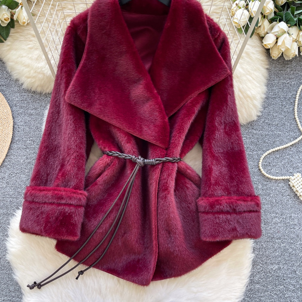 Fashion noble fur coat V-neck winter overcoat for women