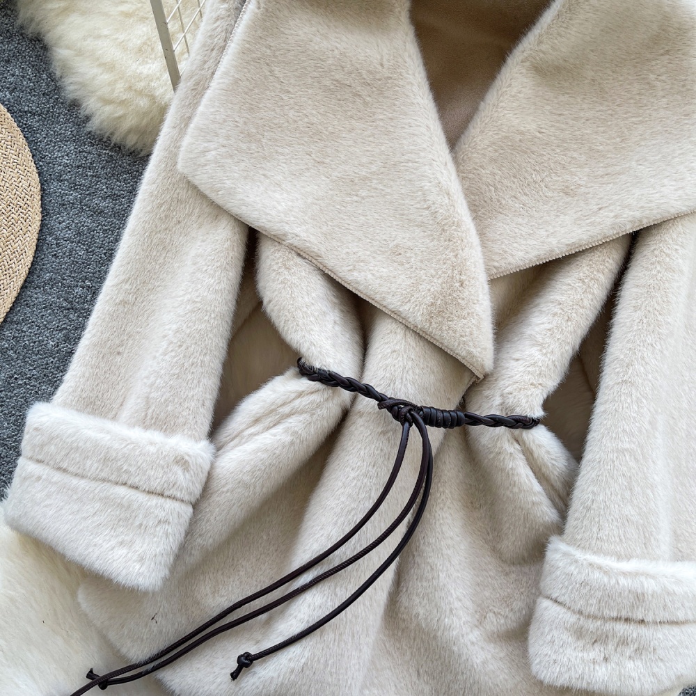 Fashion noble fur coat V-neck winter overcoat for women