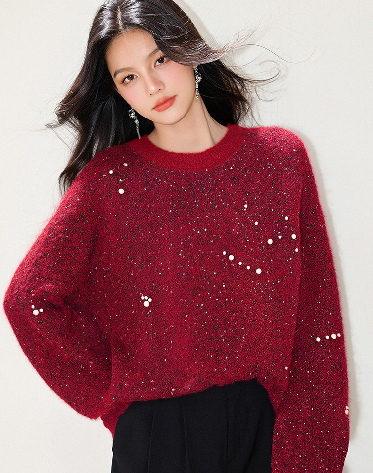 Beading autumn and winter sweater
